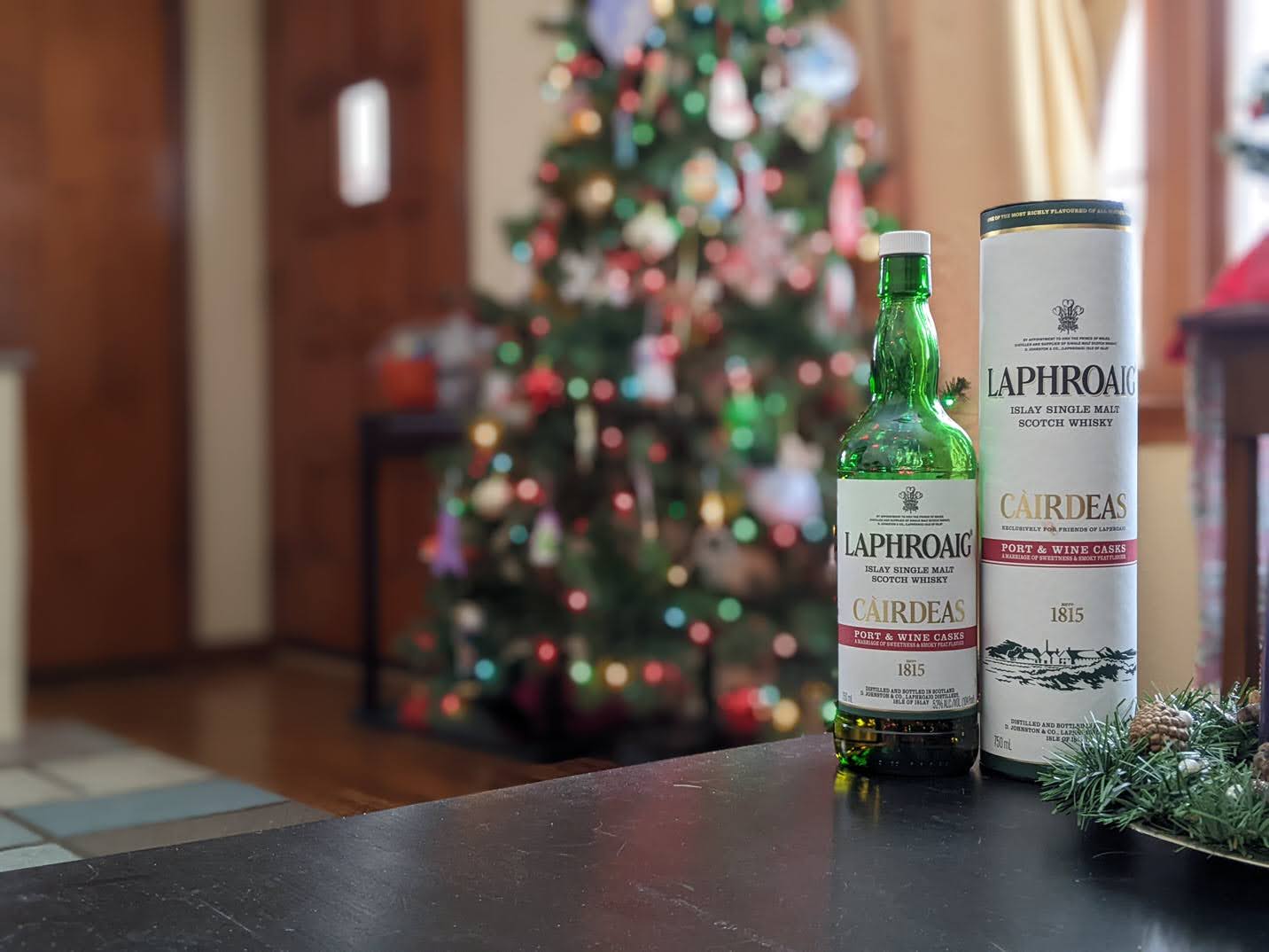 Review: Laphroaig Cairdeas 2020 Port & Wine · Scotchology